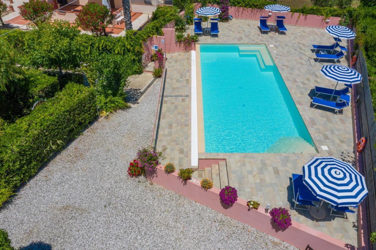 Elbaloves Appartaments Villa Capoliveri  Exterior foto