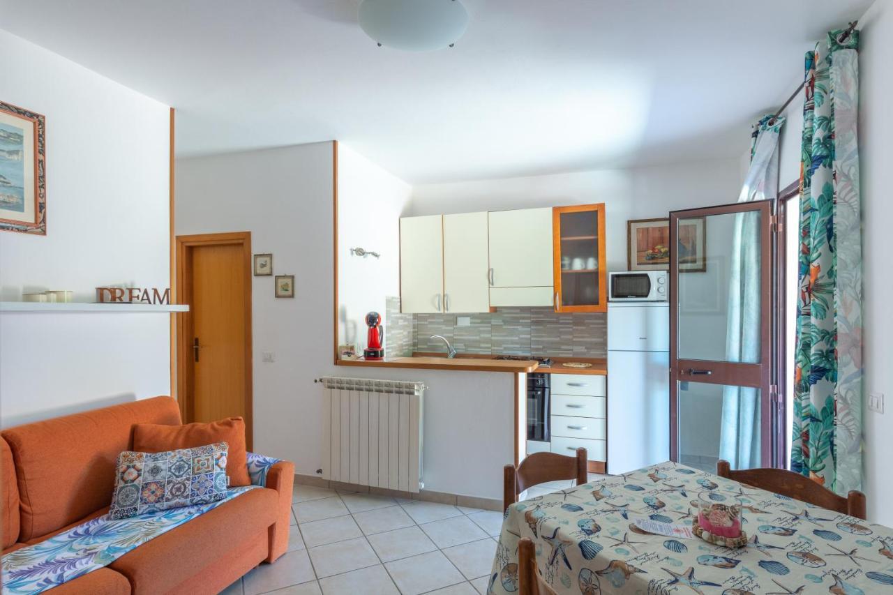 Elbaloves Appartaments Villa Capoliveri  Exterior foto