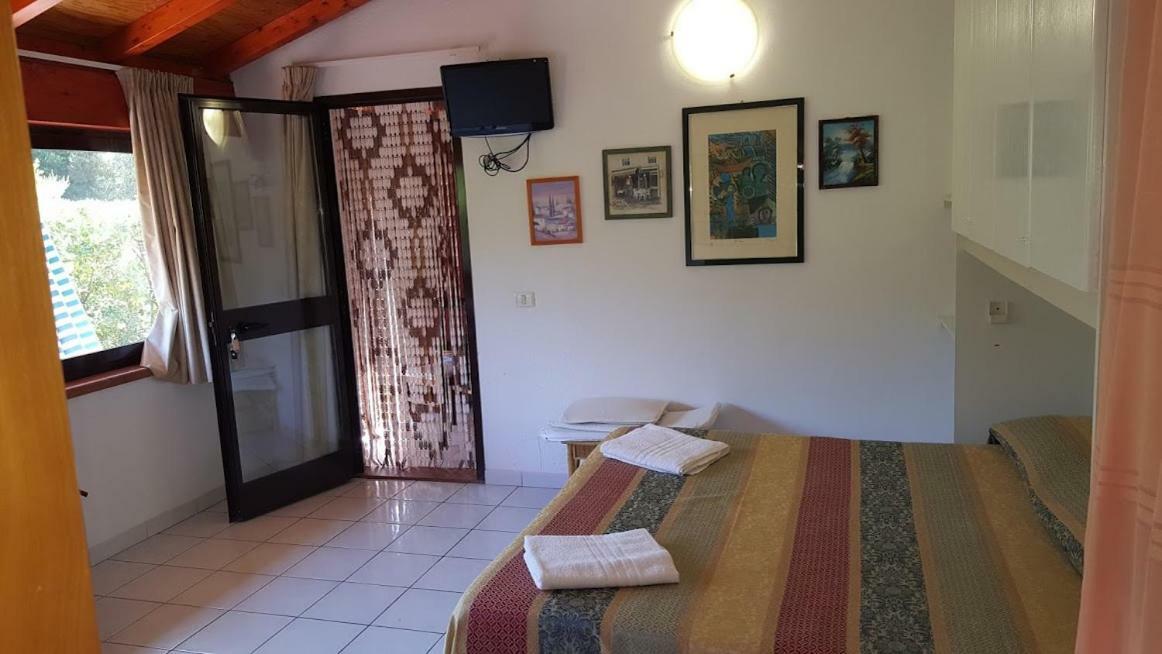 Elbaloves Appartaments Villa Capoliveri  Exterior foto