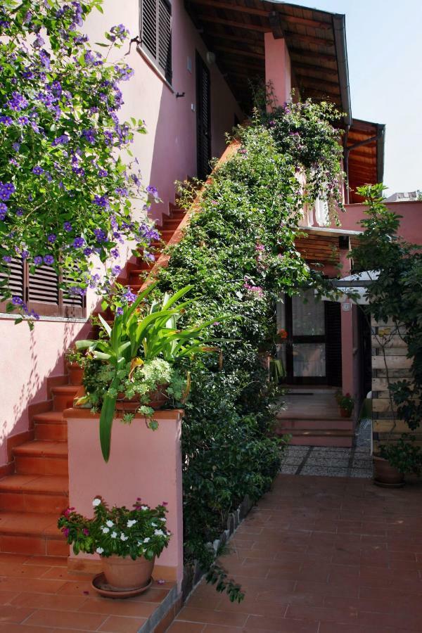 Elbaloves Appartaments Villa Capoliveri  Exterior foto